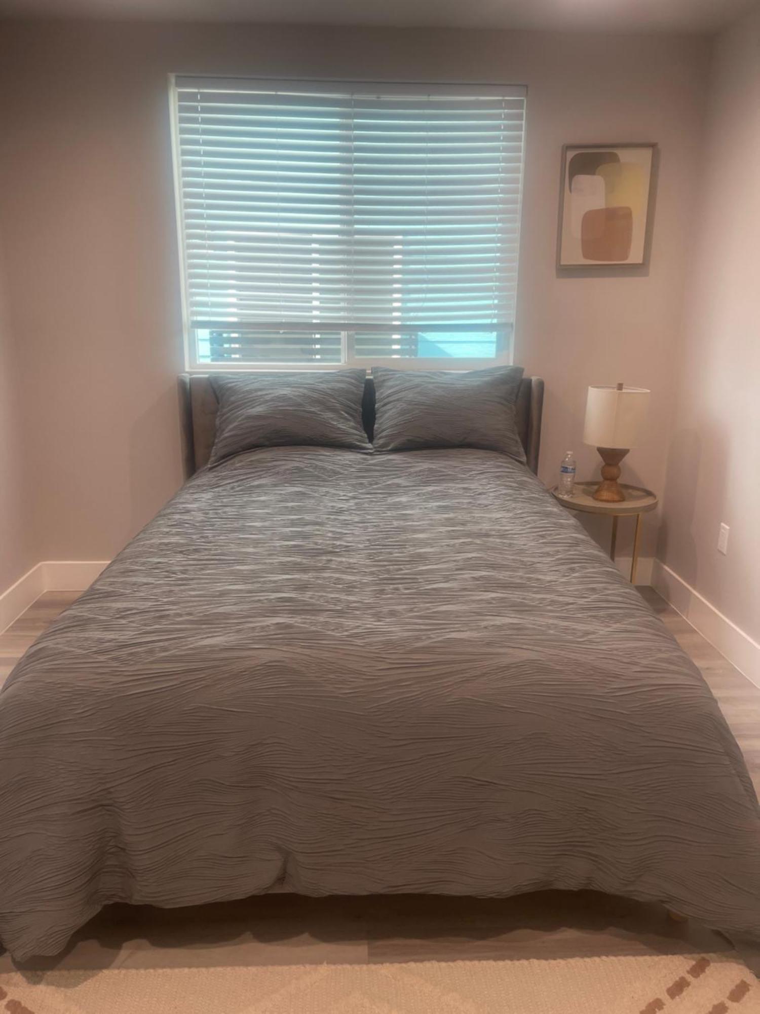 Private Room In New Appartment With Full Bath ロサンゼルス エクステリア 写真